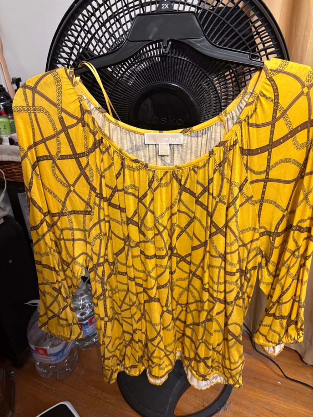 MICHAEL Michael Kors Yellow Chain-Print Peasant Top